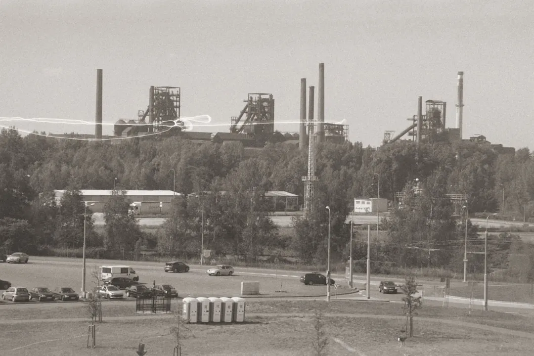 a black and white photo of an industrial area